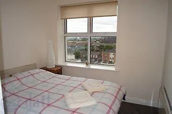 호텔 The Waterside In